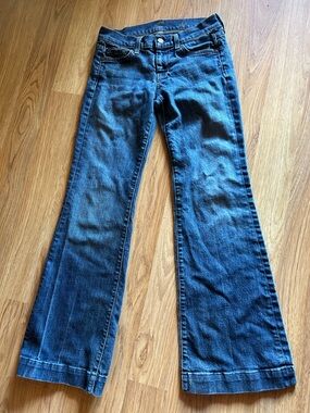7 For All Mankind Women's DOJO Flare Leg Jeans   Size 25